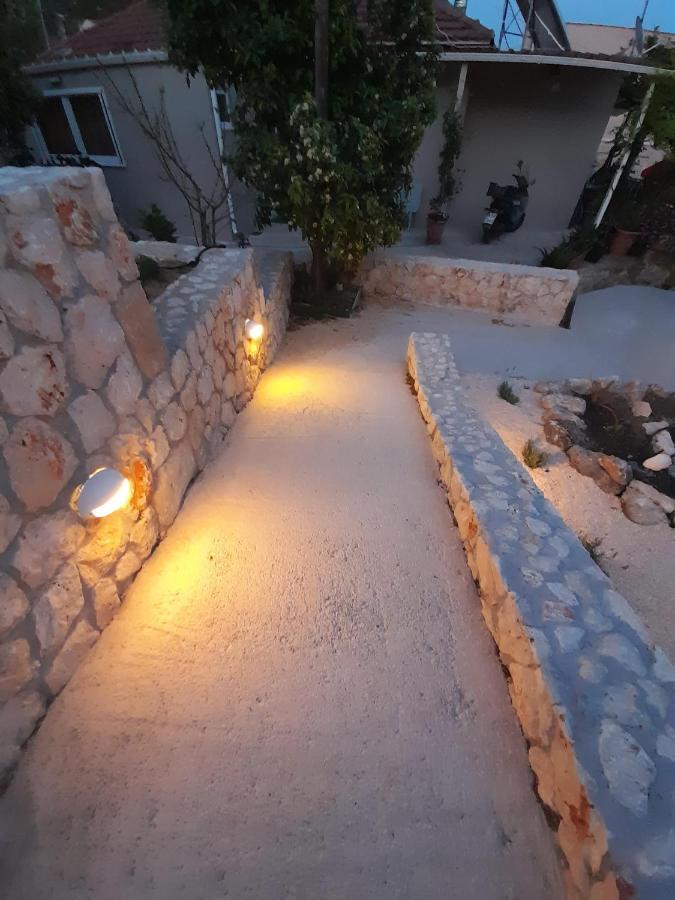 Katoικια Villa Lourdata  Buitenkant foto