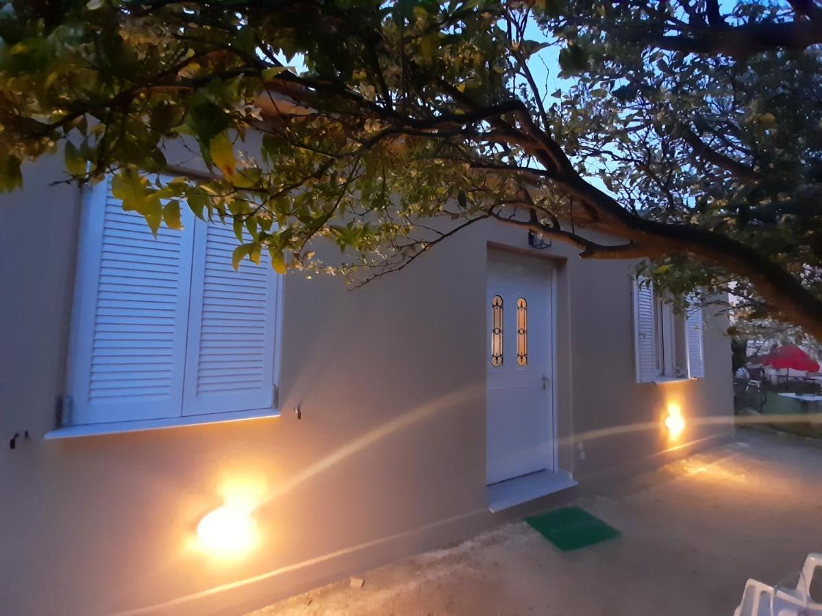 Katoικια Villa Lourdata  Buitenkant foto
