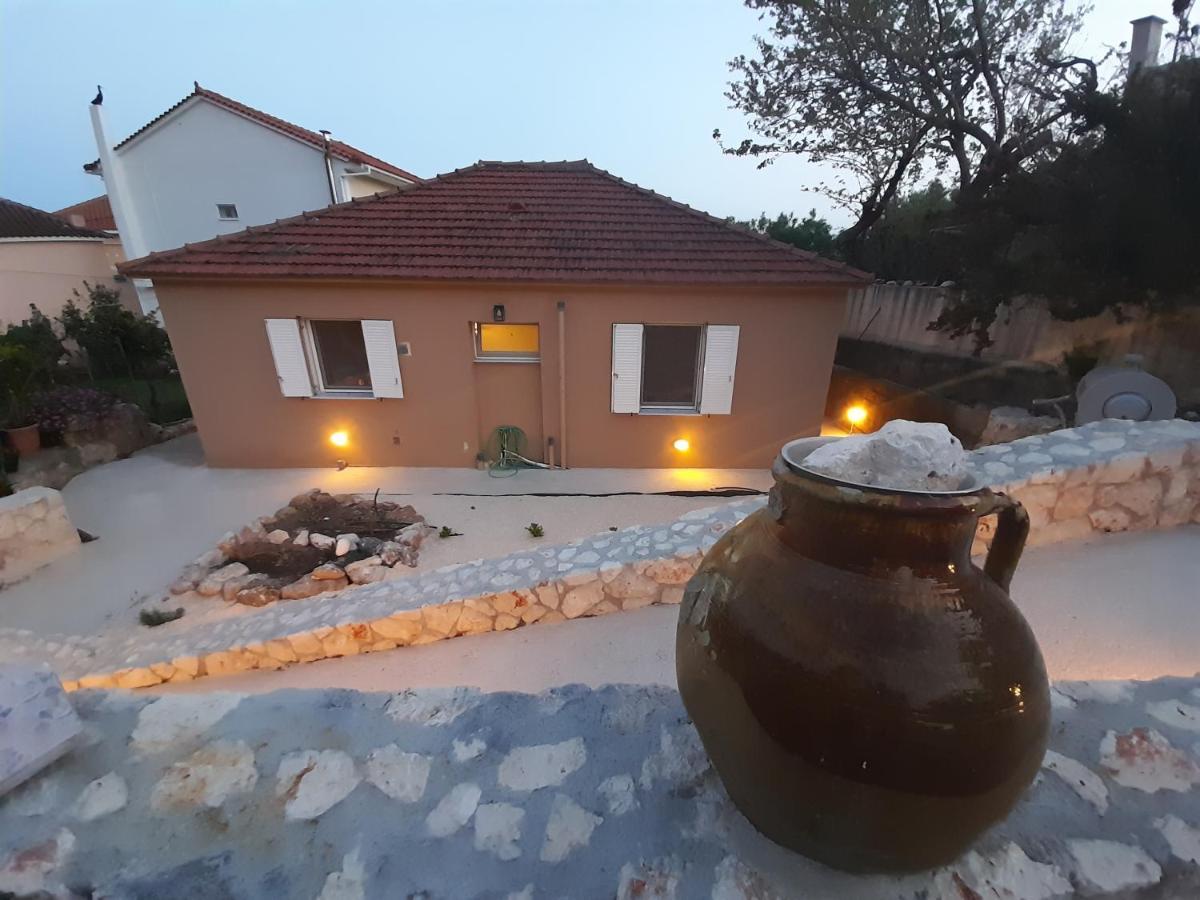 Katoικια Villa Lourdata  Buitenkant foto